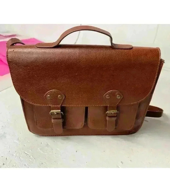 DIVIDED Faux Leather Crossbody Messenger Bag Multi Compartment and Pockets - Picture 13 of 14